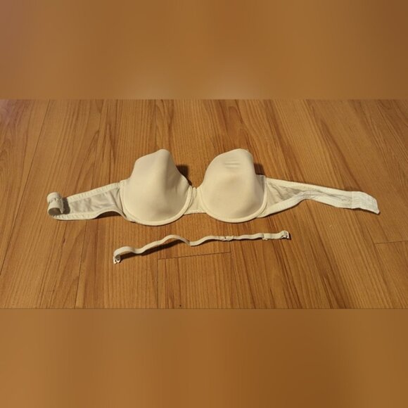 Womens White Strapless Bra - Size 34D - Picture 3 of 3